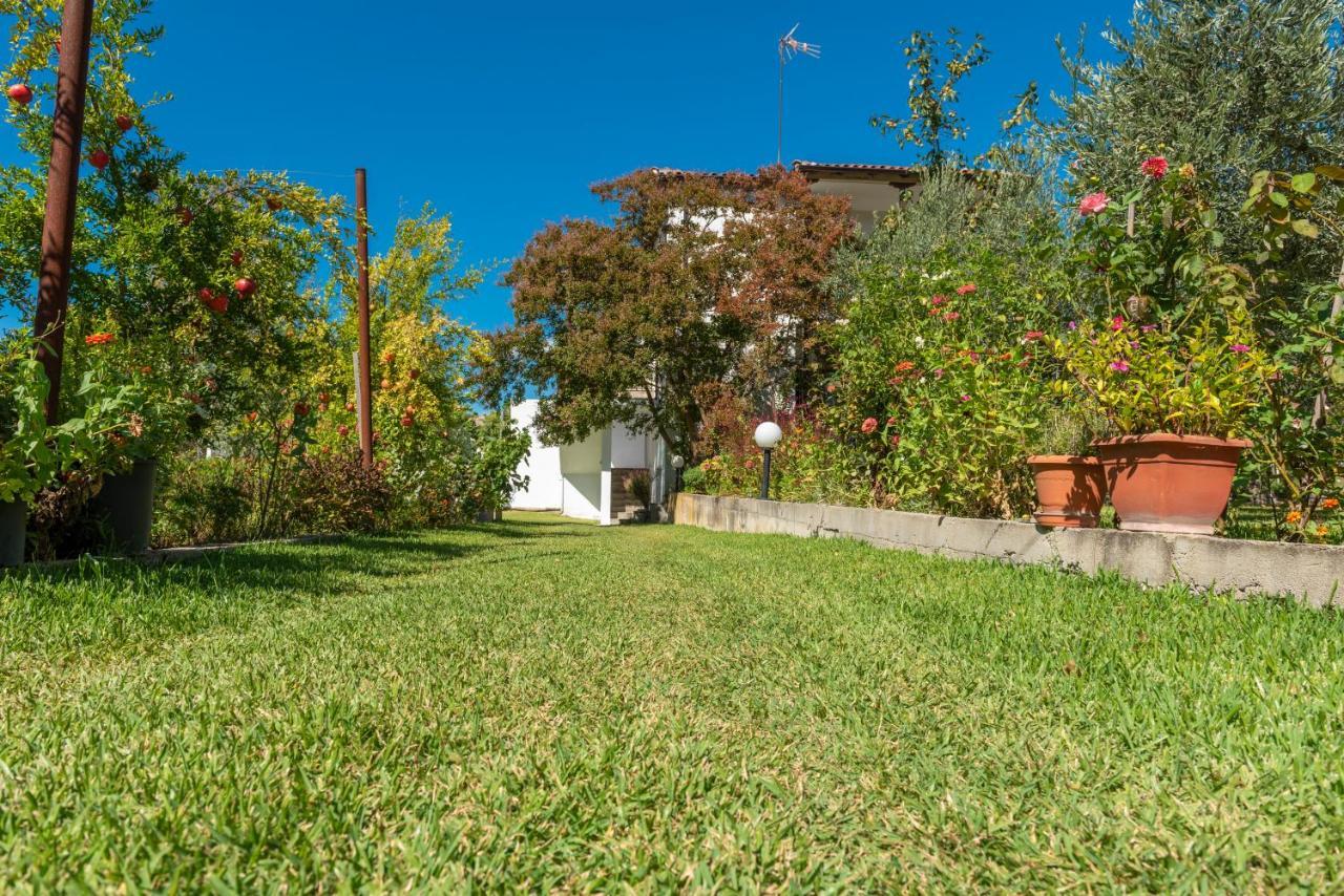 Blooming Memories Apartamento Vourvourou Exterior foto